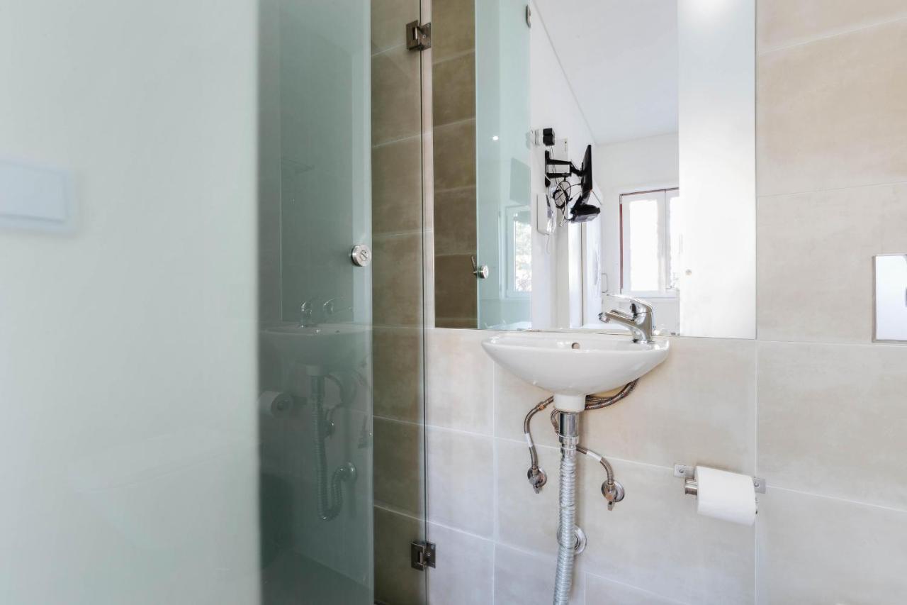 Rent4Rest Lisbon Downtown Tiny Studio Apartments Exterior photo
